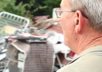 Il Pd spende 10mila euro a nomade per fargli due campi nuovi di zecca