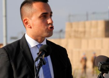 Di Maio fa passi da gigante, ha già capito dov’è l’Iran