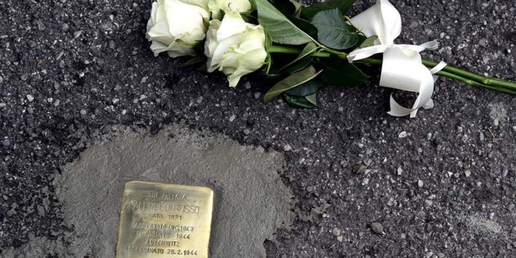 “Pietre d’inciampo” anche a Firenze in memoria dei deportati nei campi di sterminio