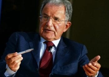 Prodi: il costo del lavoro in Italia è vicino a quello cinese