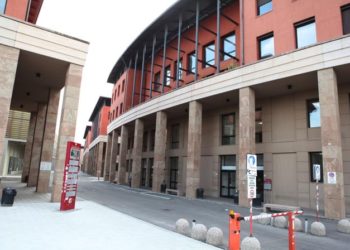 Manifesto anti Salvini alla porta del Prof dell’Università di Firenze