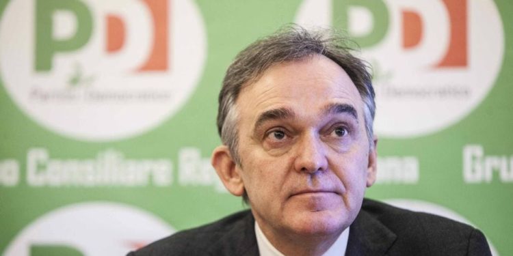 Rossi ha sempre ragione, chi lo contraddice è ignorante o fascioleghista