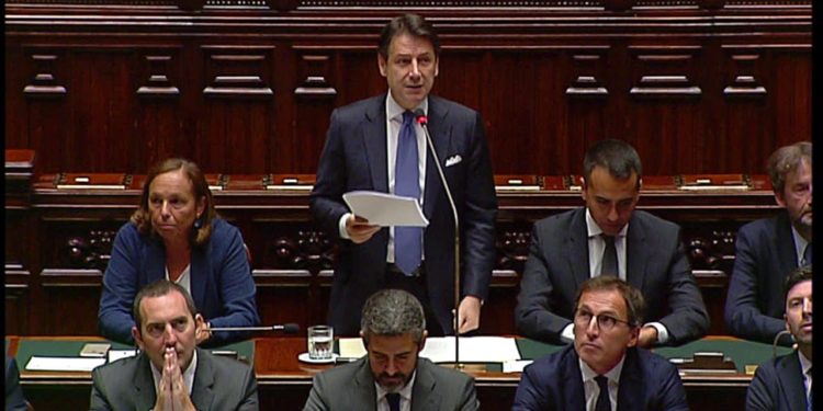 Il miglior alleato del Governo Conte è il Coronavirus