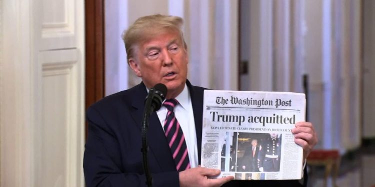 DONALD TRUMP SCAGIONATO