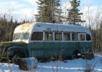 Alaska, rimosso il magic bus di ‘Into the wild’. Troppi turisti morti