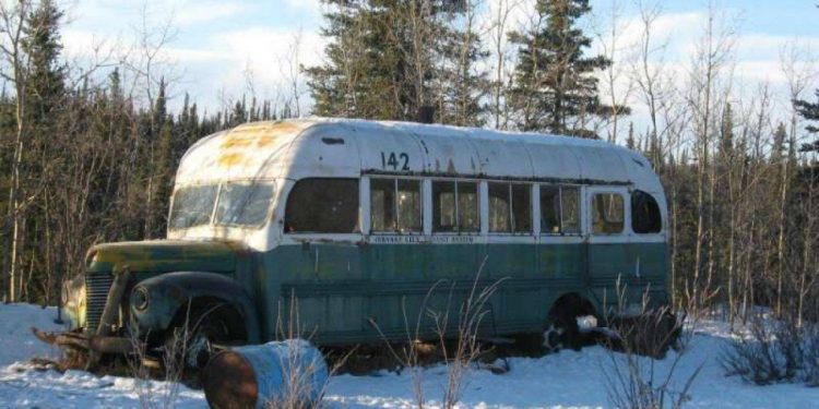 Alaska, rimosso il magic bus di ‘Into the wild’. Troppi turisti morti