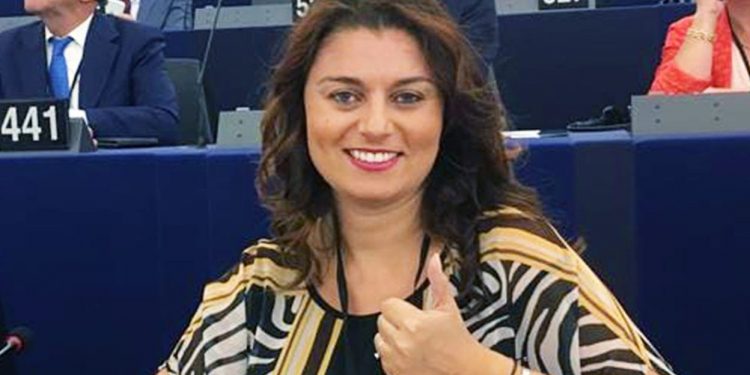 SUSANNA CECCARDI