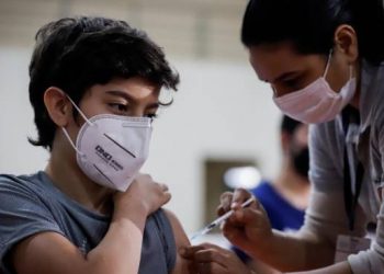 La corsa al vaccino per i bambini non ha senso: ce lo dicono i numeri