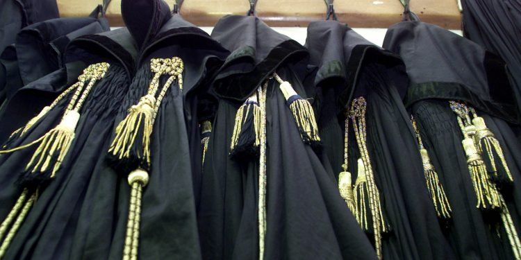 I PM si autoassolvono ma i loro errori costano 40 milioni ogni anno