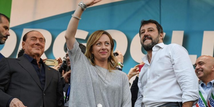 Crisi, un centrodestra in cerca d’autore.