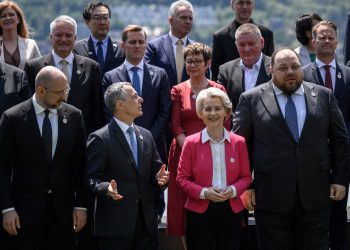 Aiuteremo la Russia a ricostruire il Donbass?