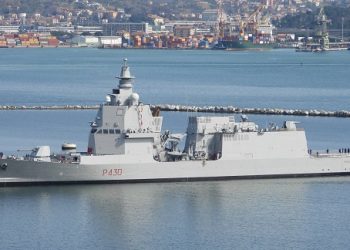 Nave “Thaon di Revel” parte per la sua prima missione operativa