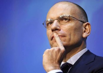 La sinistra è una ruota a terra