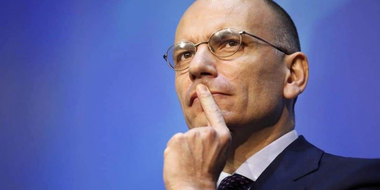 La sinistra è una ruota a terra