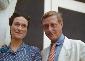 L’abdicazione, che incoronò ElisabettaII