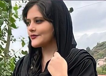 La voce di Mahsa Amini arriva  anche a Firenze