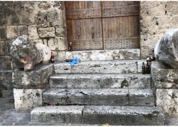 Generazioni di fenomeni: giovani e meno giovani che devastano le città