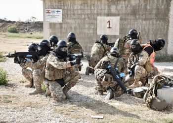 News dai Teatri Operativi. Addestramenti congiunti in Libano; in Kosovo sostegno alle scuole