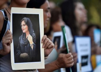 Dalla parte del Popolo iraniano