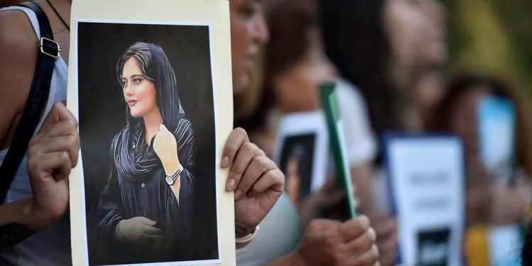 Dalla parte del Popolo iraniano