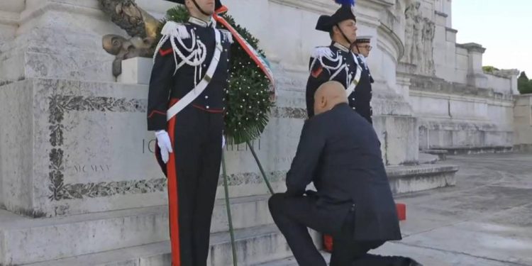 La piaga dei suicidi in divisa