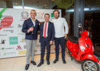 Degustazioni di liquori e cibi italiani a Tbilisi