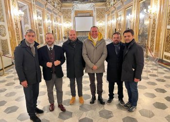 Fermare l’invasione. Le ragioni del blocco navale!