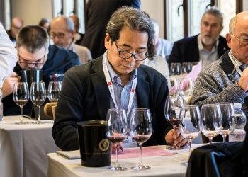 Vino Nobile di Montepulciano: una pergamena del 1350 allunga la “vita” del Nobile