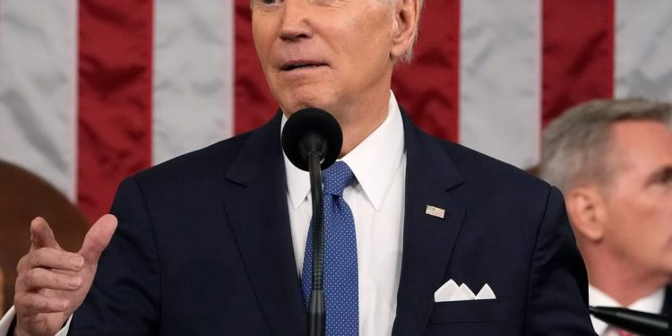 Biden parla ad un’America divisa