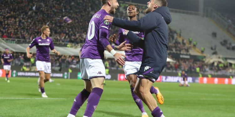 Conference League: Fiorentina – Lech Poznan 2-3. Semifinale!!!
