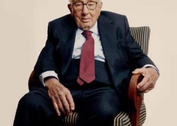 Kissinger diventa centenario