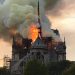 Continua l’incendio di Notre Dame