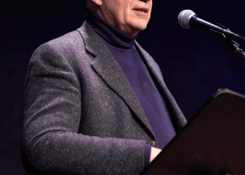 Marco Rizzo:  Anche in FRANCIA, come da noi, la precarizzazione del lavoro serve ad allargare la sfera del sottoproletariato