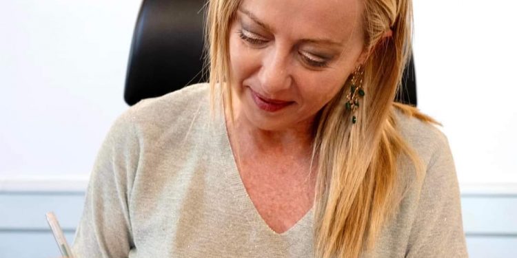 Giorgia Meloni giovedì a Caivano