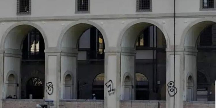 Tolleranza zero per chi imbratta i monumenti