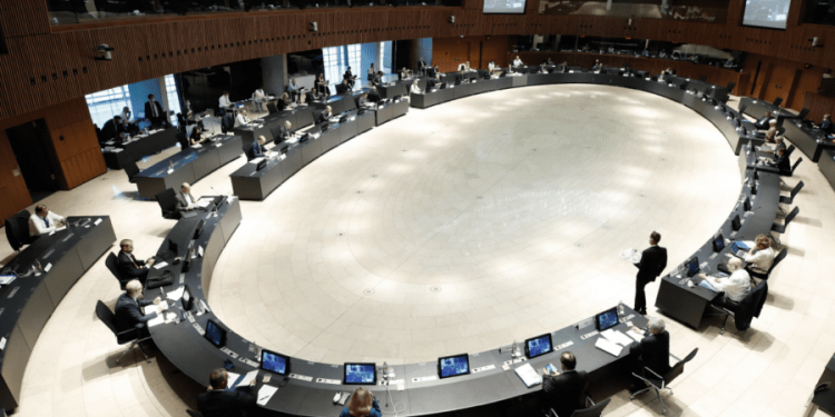 La diplomazia in queste ore…..