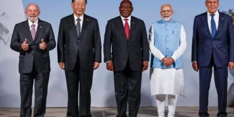 I Brics alzano la posta e il mondo si spacca