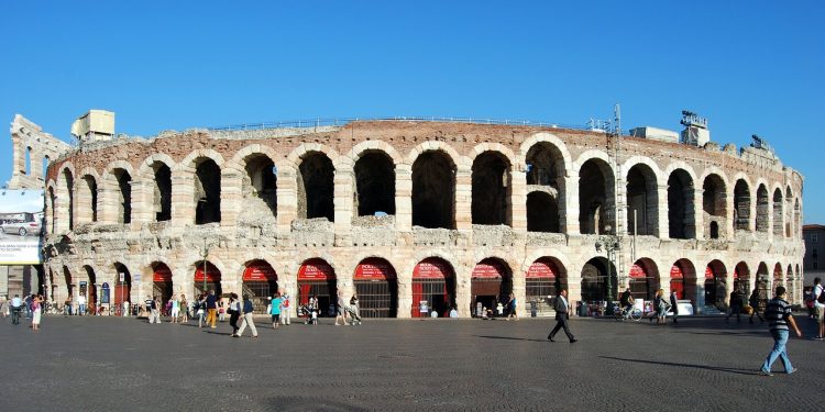 Verona: cosa vedere, l’Arena e il deposito bagagli