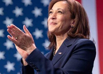 Vaffanculo il politicamente corretto: Il pericolo è Kamala non Trump