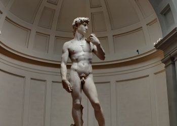 Io, turista per un giorno nella mia Firenze: Uffizi, Accademia, code e degrado