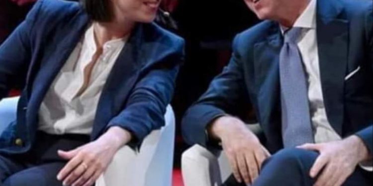 Elly e Renzi il vero scandalo di settembre. Ma conte..