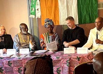 Conferenza sul neocolonialismo “Rompere le catene!” a Parigi
