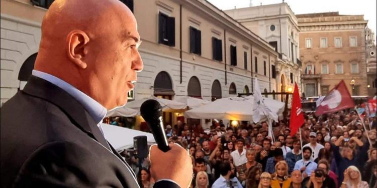 Marco Rizzo “A che cosa serve dare il 2% del PIL alla NATO se non ci difende dagli attacchi di Paesi che non ne fanno parte”