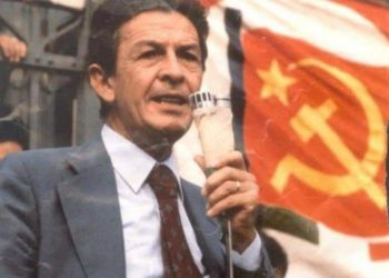 BERLINGUER: NÉ SANTO NÉ EROE, MA UN GIGANTE RISPETTO ALLA SINISTRA ODIERNA
