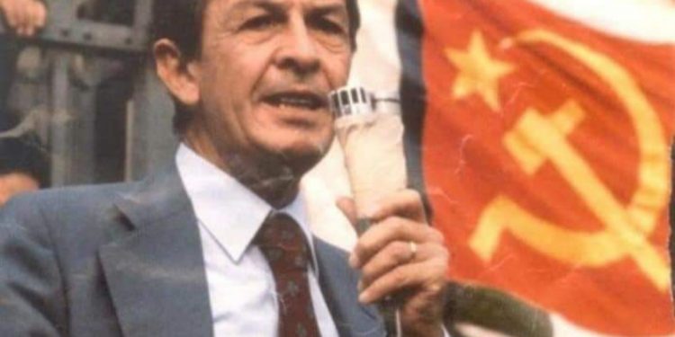 BERLINGUER: NÉ SANTO NÉ EROE, MA UN GIGANTE RISPETTO ALLA SINISTRA ODIERNA