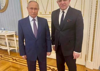“Uno schiaffo a Zelenskyj”: perché Fico è venuto a Mosca