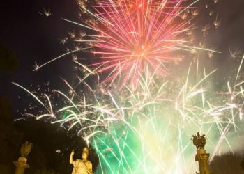 FELIZ NAVIDAD: IL GOVERNO IMMAGINATO