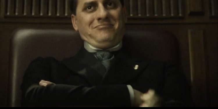 “M”, LA GROTTESCA TRASPOSIZIONE TELEVISIVA DEL LIBRO DI SCURATI