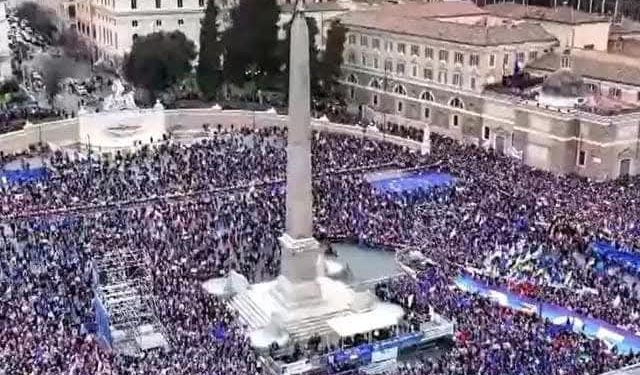 Non sopporto proprio le piazze ipocrite dei giornalisti radical chic