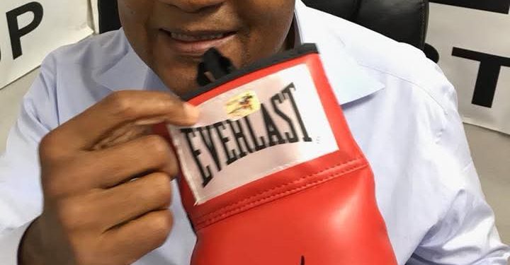 Il mondo del pugilato in lutto: addio a George Foreman, leggenda dei pesi massimi